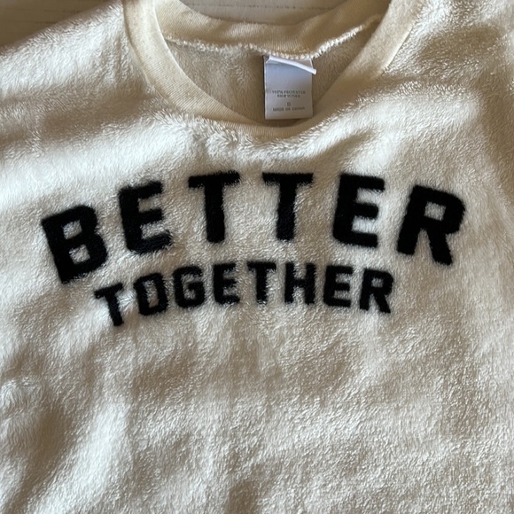 Disney Velour Sweatshirt. #1257 - Picture 3 of 8